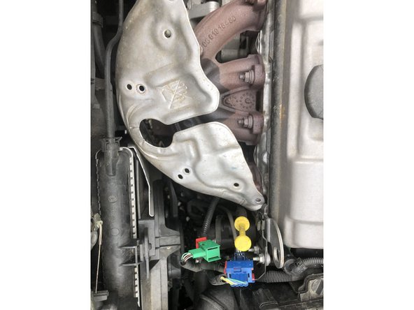 Tirer le clips rouge vers le bas.