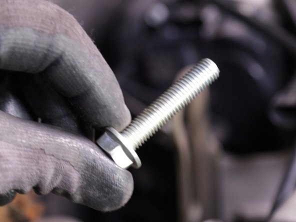 Repérer la longueur et l’emplacement de chaque vis