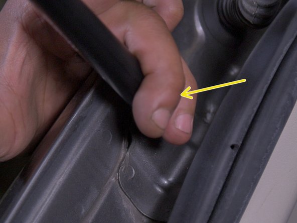 Effectuer la même opération sur le second vérin