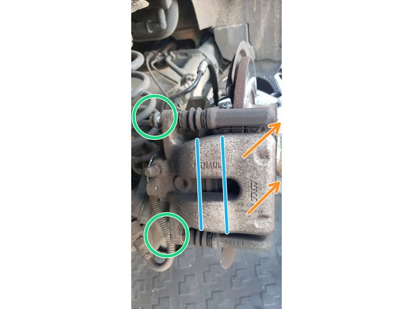 Repousser les plaquettes avec un gros tournevis plat.