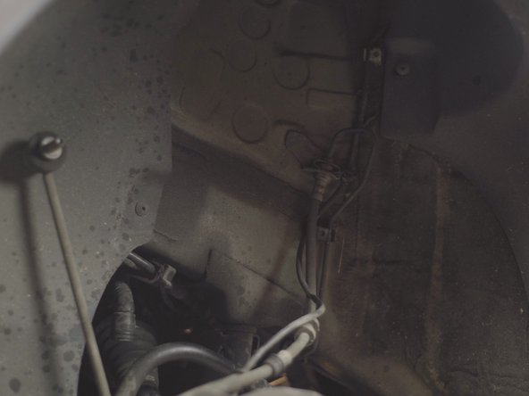 Déposer l'amortisseur par le bas