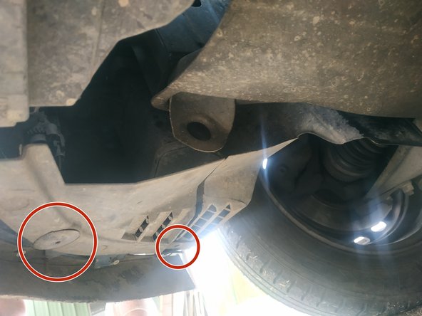 procéder de façon identique pour le côté droit  :