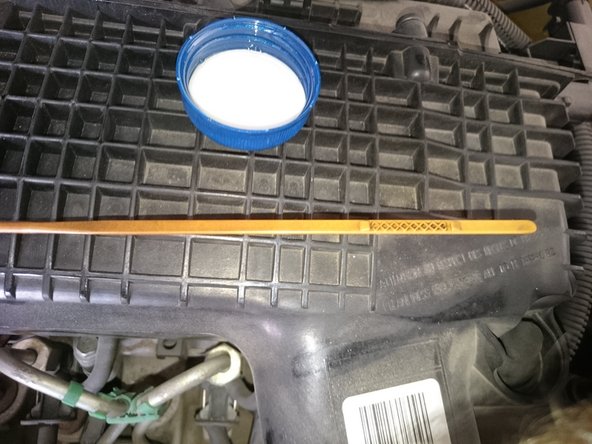 Attention un excès d'huile peut engendrer une casse moteur.