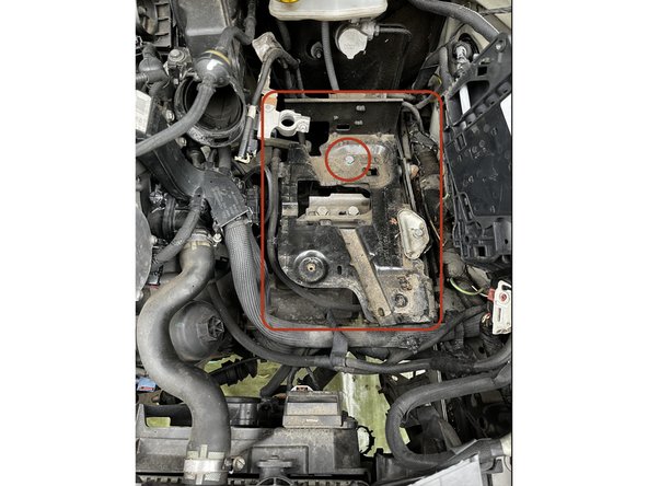 Lors de la dépose du bac, veillez a declipser l'ensemble des attache câble fixer autour du bac.