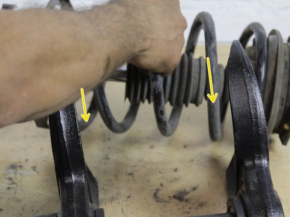 Retirer le compresseur du ressort