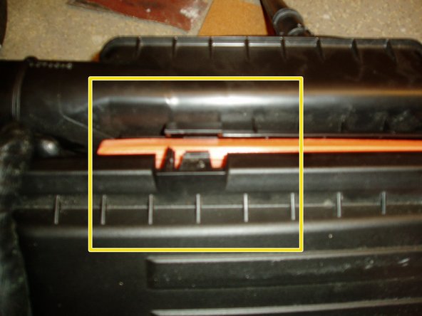 Mettre en place le nouveau filtre à air