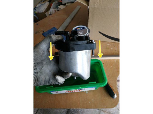 clipser la tête sur le filtre