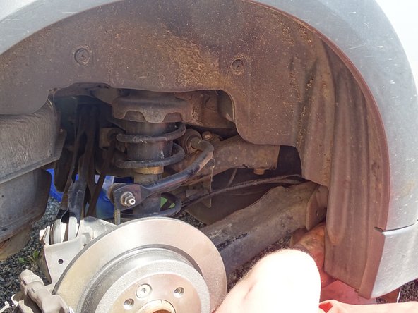 
degrease everything well with brake cleaner, you can put the wheel back on and tighten it to 120Nm, 12m.kg or daNm
