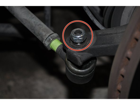 Revenir sur la rotule et déposer complètement l'écrou