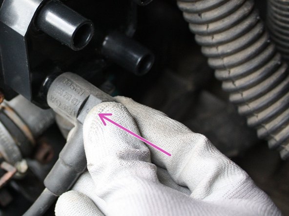 Rebrancher les 4 fils haute tension à veillant à bien les clipser tout en respectant l'ordre de branchement.