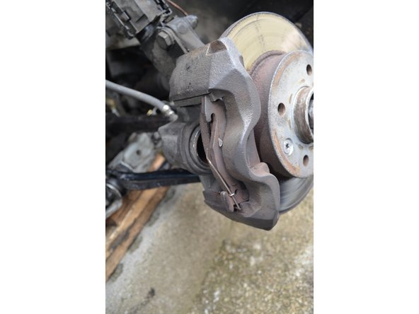 Tirer sur les plaquettes pour les enlever.