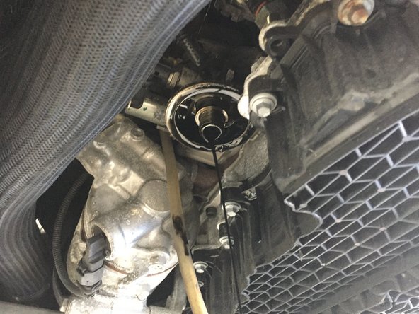 Dévisser le filtre à huile