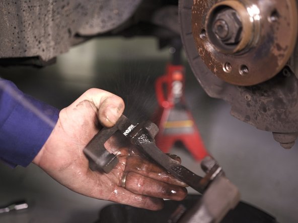 Brosser à la brosse métallique ces emplacements