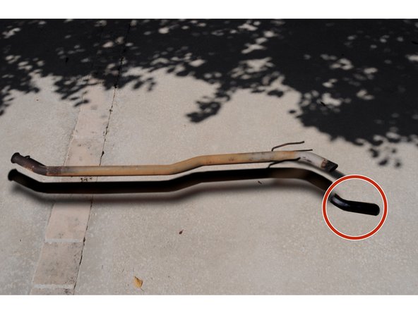 Le tube standard est conçu pour s'adapter à différent types de pots. Il conviendra de le mettre à longueur en  s'inspirant de la longueur de l'ancien pot