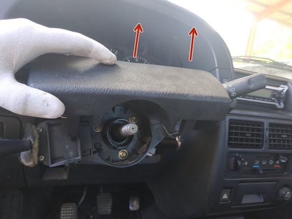 sortir le cache supérieur