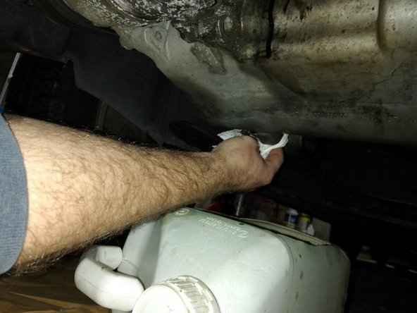 Nettoyer l'orifice du boulon de vidange