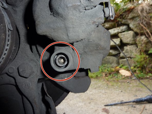 Retirer les 2 cabochons de protection.