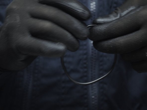 Placer le nouveau joint autour de la cloche