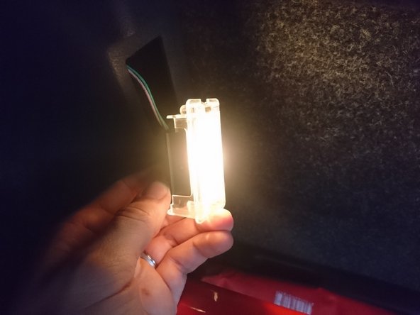 Pour remonter, suivre les étapes en sens inverse