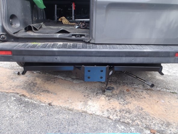 La traverse s'est mise correctement, bien centrée sans aucune manipulation! des soucis en moins!