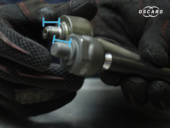 Comparer les dimensions et l'état de la nouvelle biellette de direction avec l'ancienne