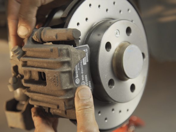 Vérifier que les plaquettes n'aient pas bougées