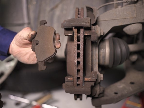 Retirer la seconde plaquette présente sur le disque