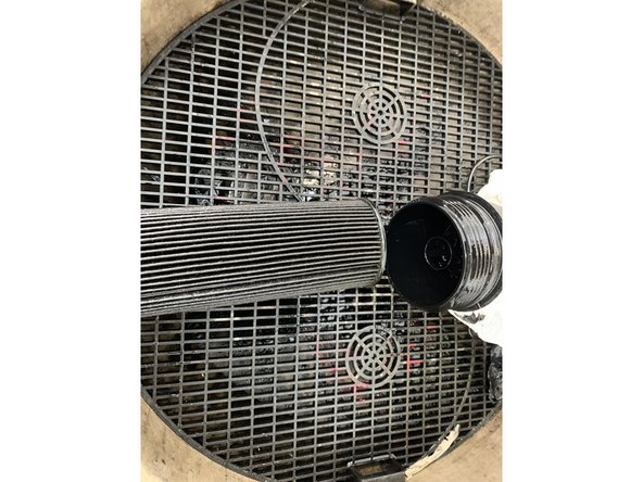 Retirer la cartouche du filtre à huile