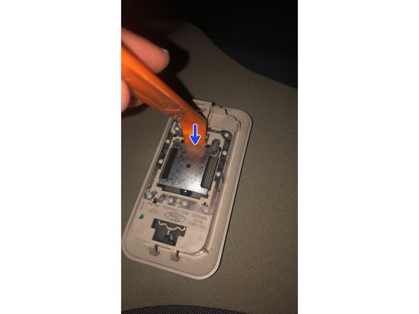 On apercoit l'ampoule C5W