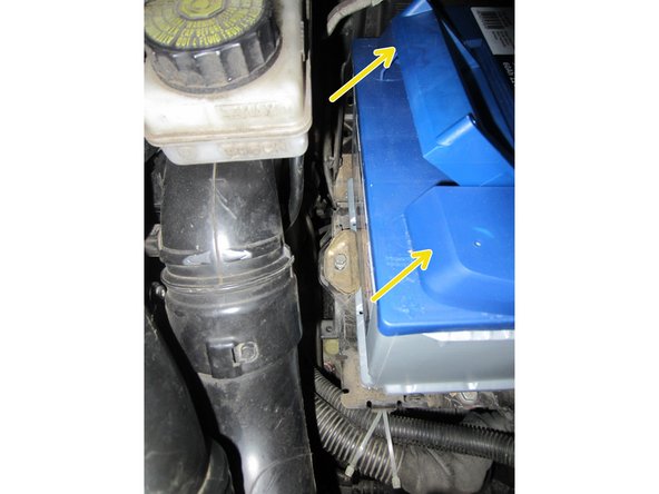 Retirer les 2 caches de protection