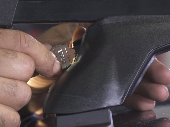 Verrouiller avec la clé puis la récupérer