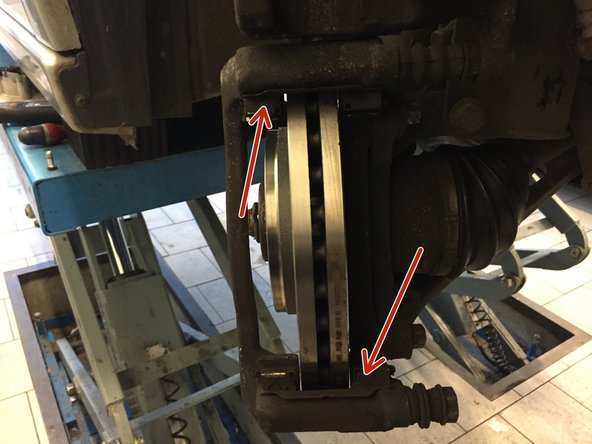 Remplacer les entretoise si celle ci sont fournie avec les nouvelles plaquettes