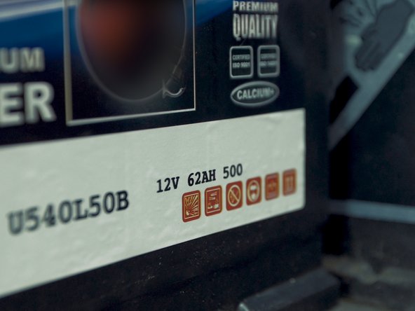 3 valeurs sont à vérifier avant l'achat de la nouvelle batterie :