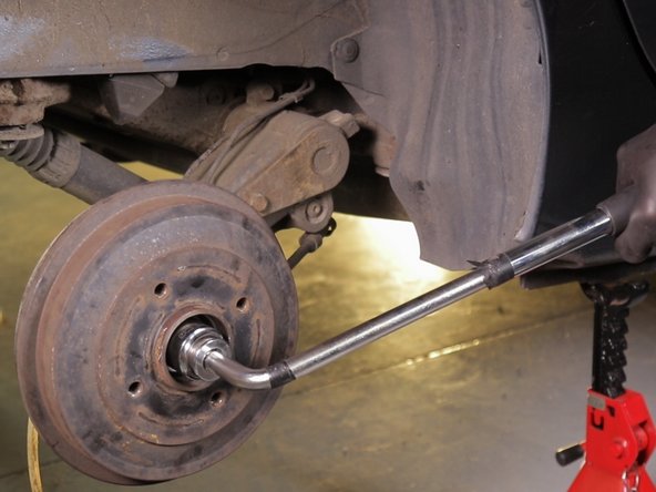 Faire rouler le tambour pour vérifier si l'écrou n'est pas trop serré