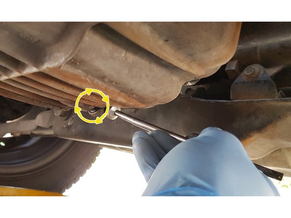 Attention aux risques de brûlure si votre huile est chaude.