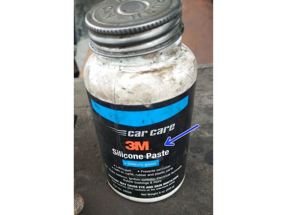 contrôler les colonnettes et les graisser si nécessaire