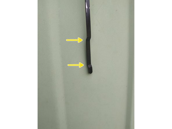 faire le plein d'huile 5w30, commencer par 4 litres