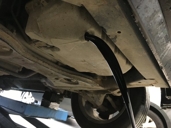 Laisser couler l'huile jusqu'au goute à goute