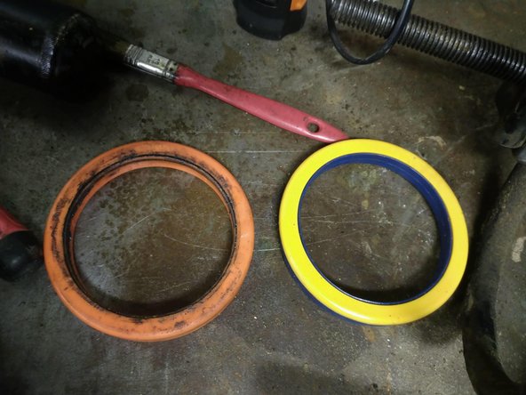 Vérifier que le nouveau roulement est identique et remontez