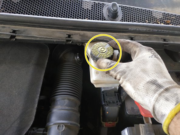 fermer le bouchon de réservoir