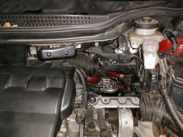 Rebrancher la connectique ainsi que la durite d'arrivée de gazole mais pas la durite de la sortie