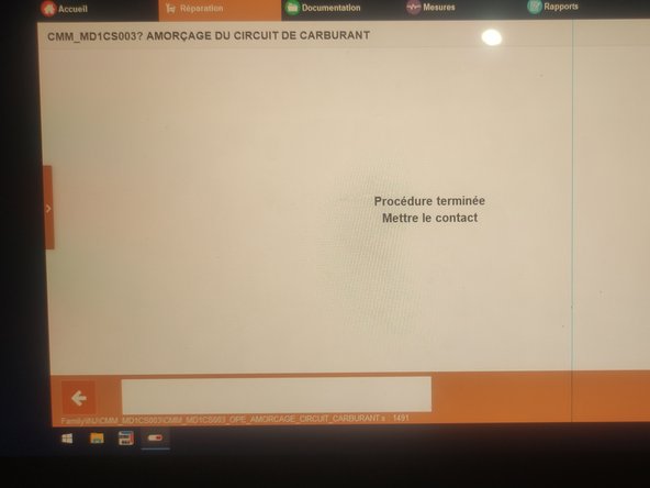 Si le moteur ne démarre pas, ne forcez pas et suivez l'étape 3.1.3 [OPTIONNELLE]. Dans mon cas, le véhicule démarre avec un bouton &quot;Engine Start Stop&quot; qui est géré par le calculateur moteur, si le moteur met trop de temps à démarrer, il arrête la procédure. Vous pouvez tenter 2 essais, mais pas plus !
