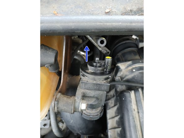 il ne faudra pas les inverser au remontage : on peut utiliser un marqueur pour faire un repère