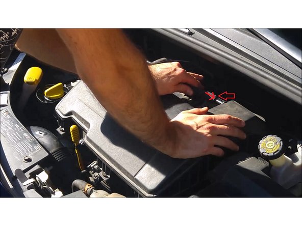 remettre la durite du haut en place