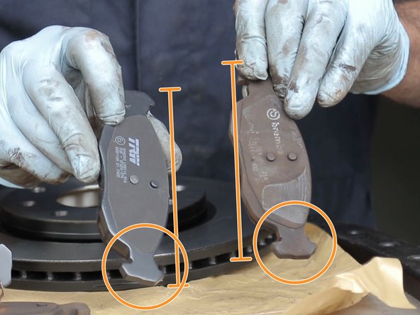 Comparer la longueur des plaquettes, ainsi que les extrémités