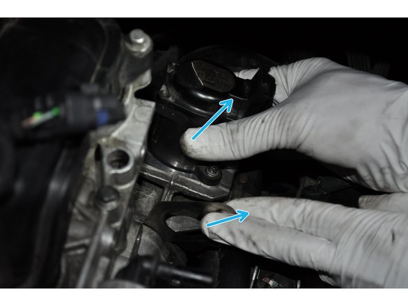 Retirer la vanne et son joint plat.