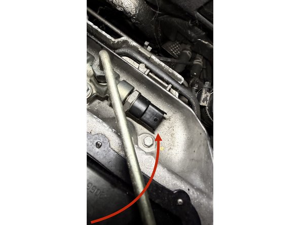 Sur le seconde photo on voit où est branché le capteur haute pression