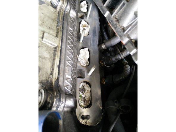 Utiliser de l'essence F et de l'essuie-tout