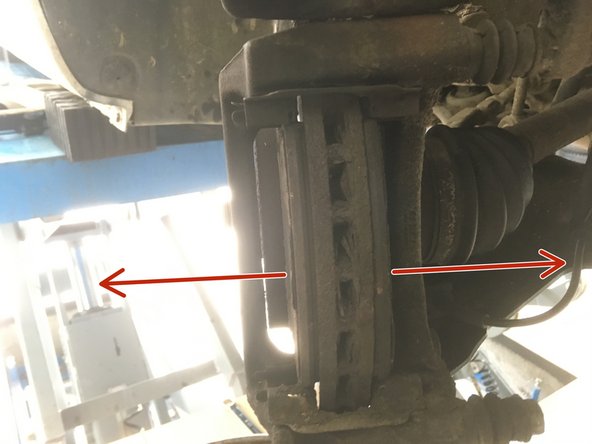 Démonter les anciennes plaquettes de frein