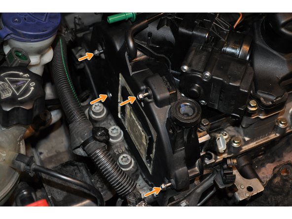 
Reinstall the diesel pipes
